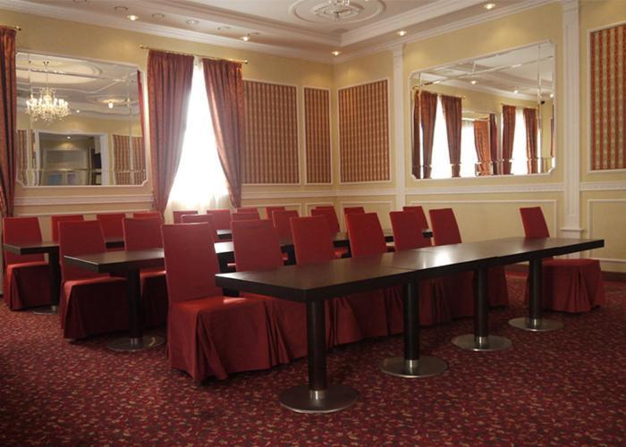 Optima Collection Kamianets-Podilskyi Hotel Exterior photo